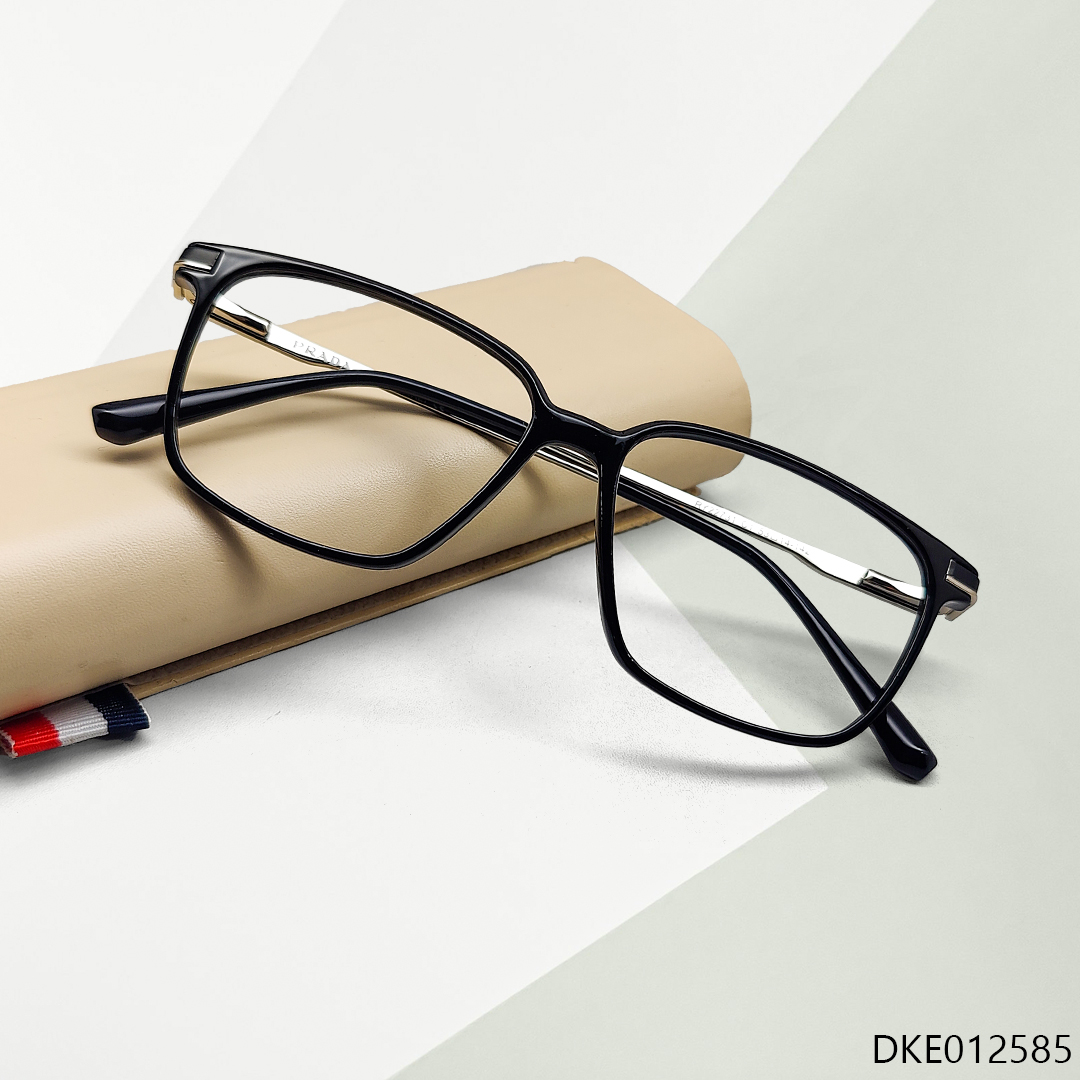 Newly Arrived Premium Quality Black Color Eyeglasses