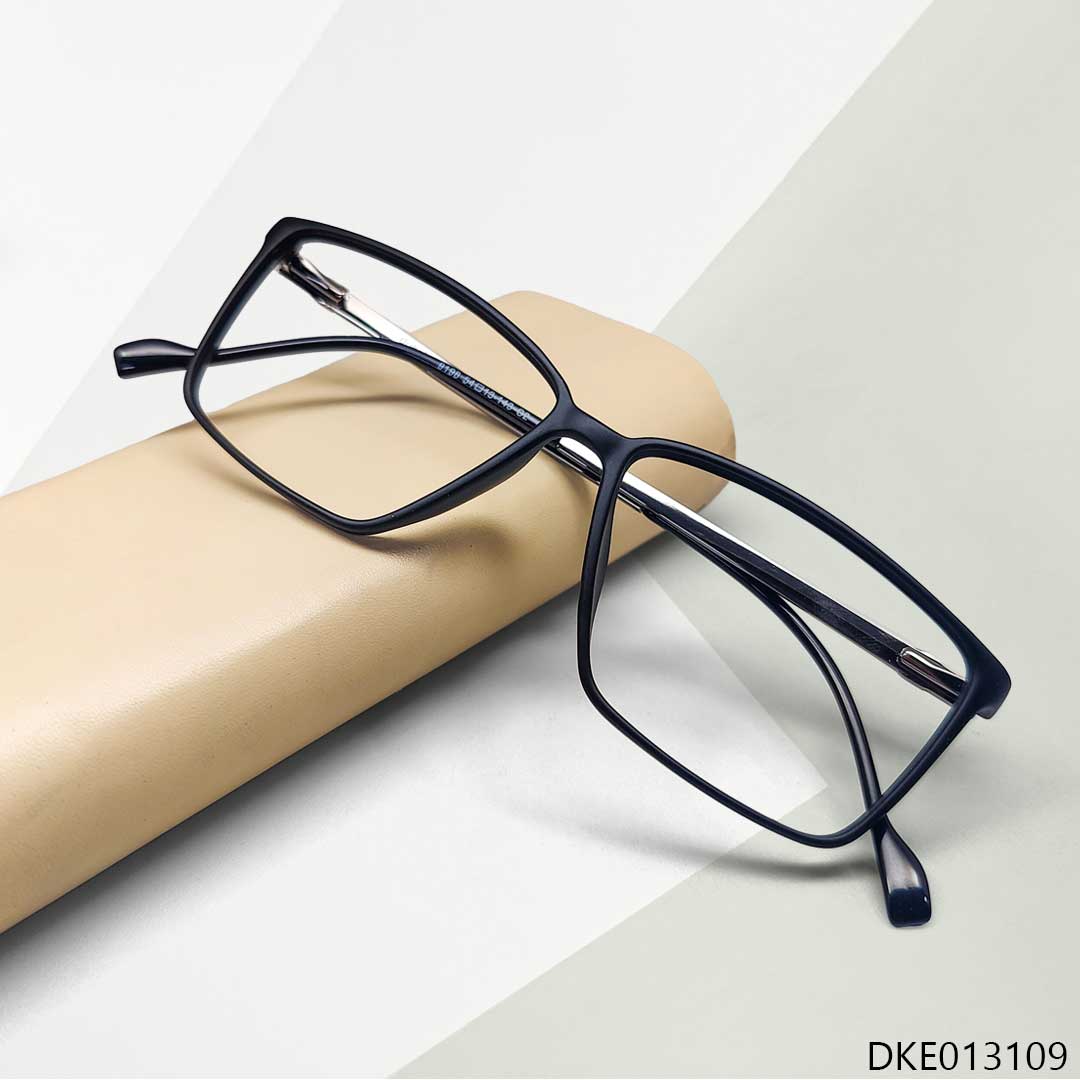 Light Weight and Durable Fiber Eyeglass