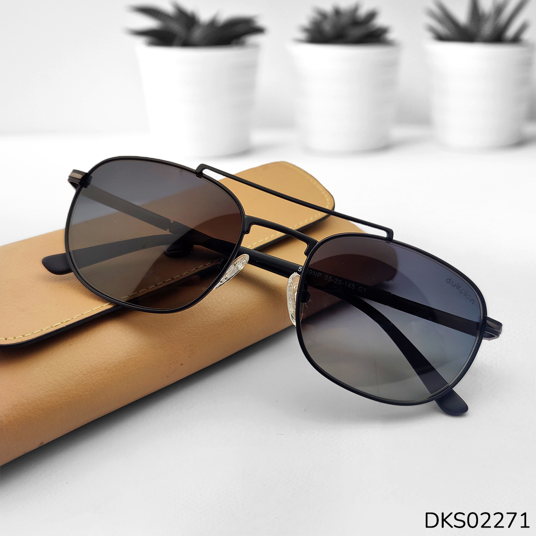 Trendy Black Square Aviator Sunglasses