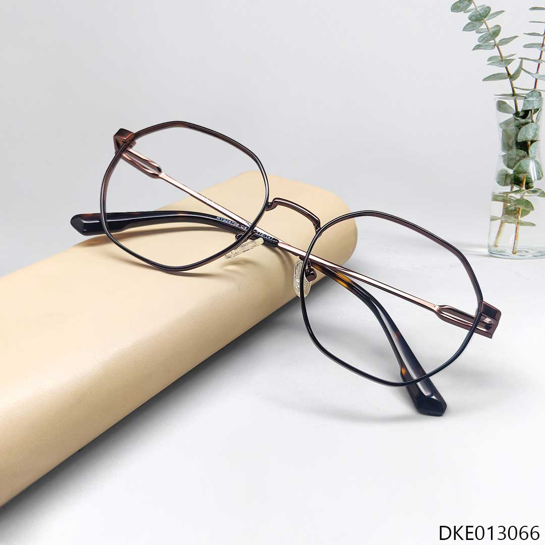 Light Weight Metal Built Eyewear