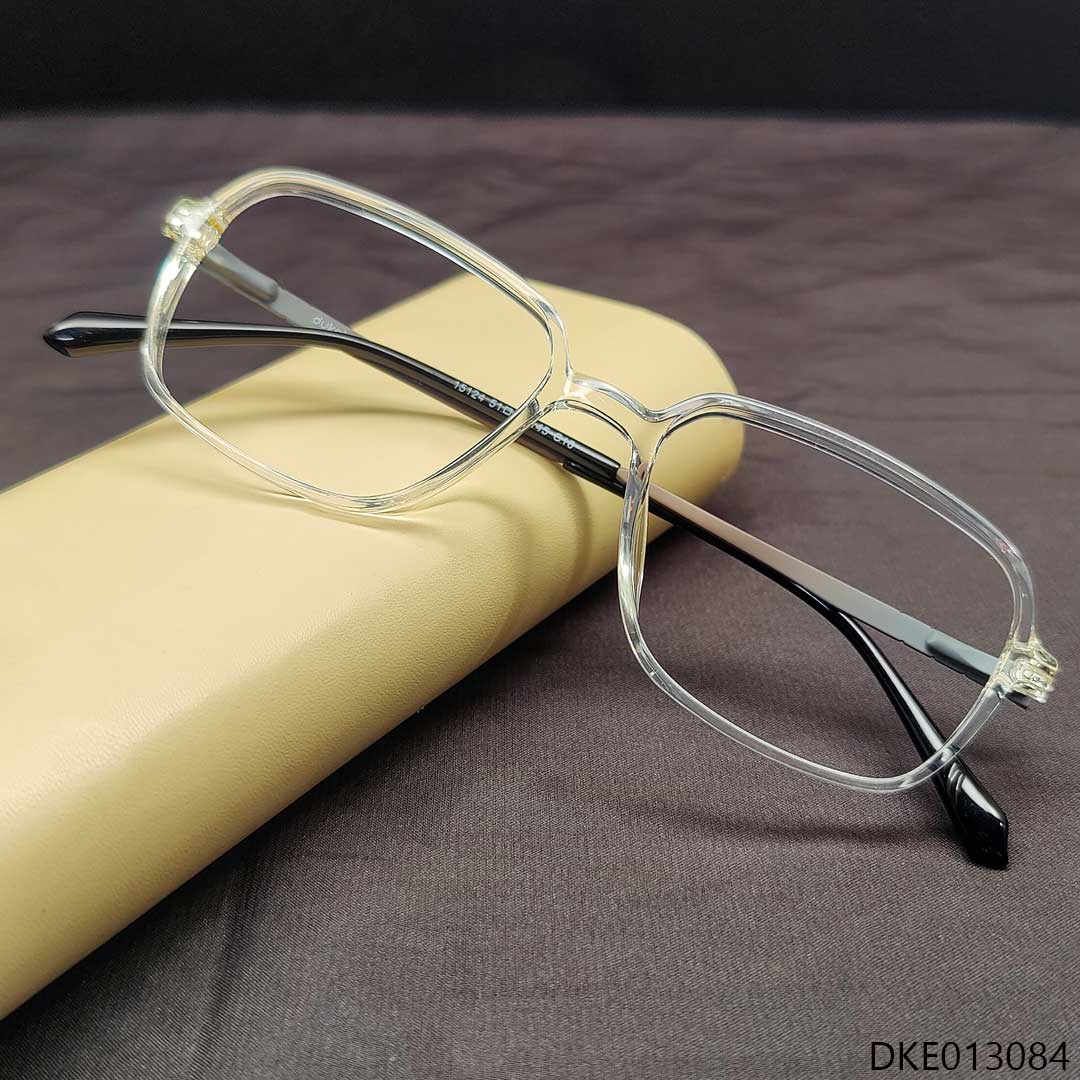 Premium Transparent and Durable Eyeglass