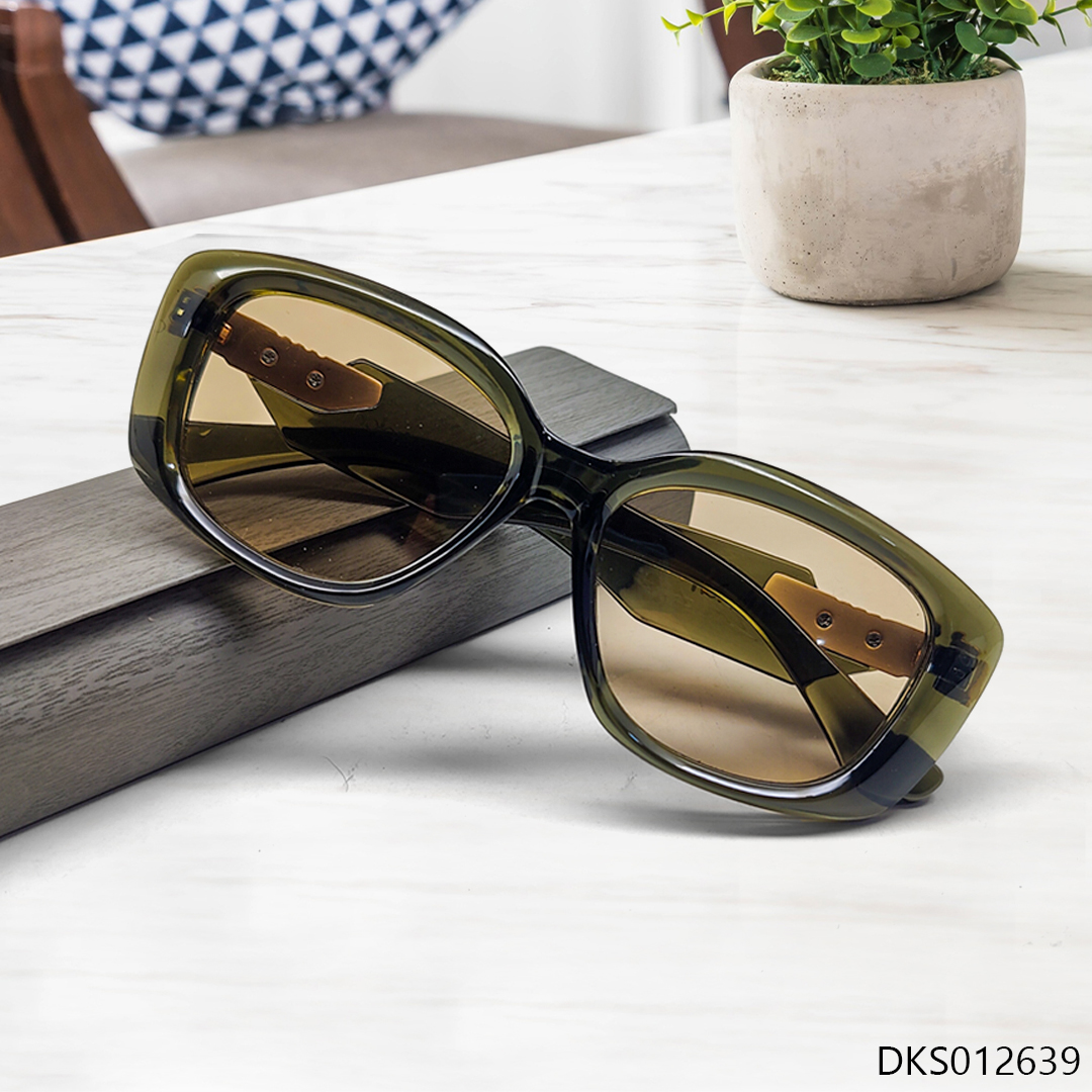 Unique Shape Woman Sunglass
