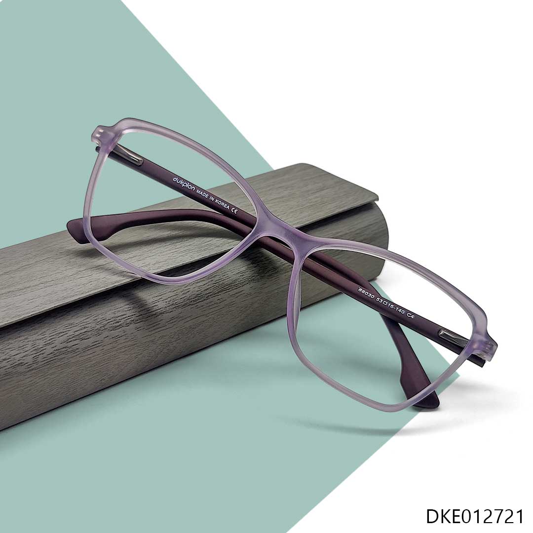 Light Weight Fashionable Woman Eyeglass