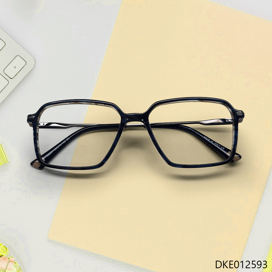 Black Color Classy Sleek Design Eyeware