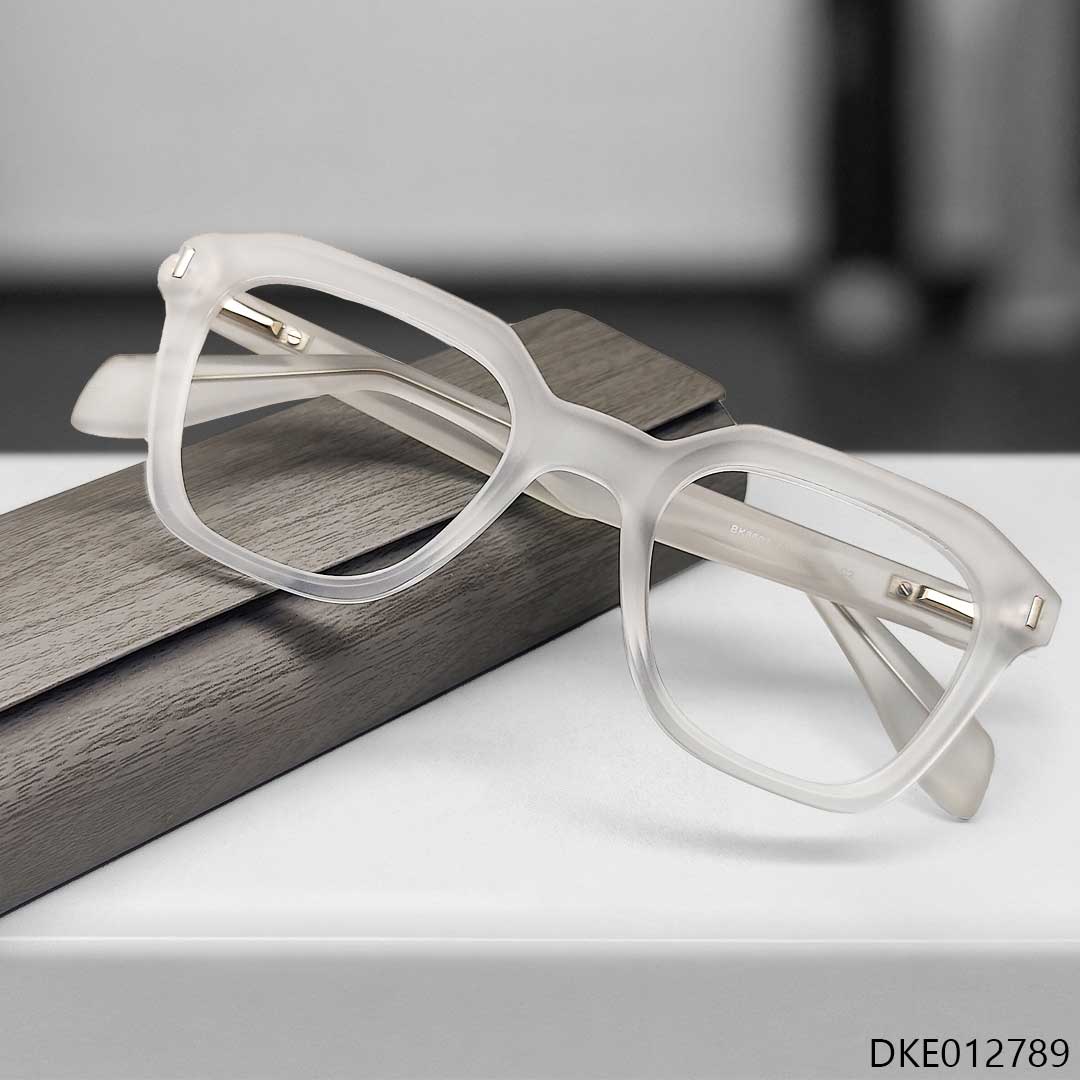Bold Transparent Color Eyeglass
