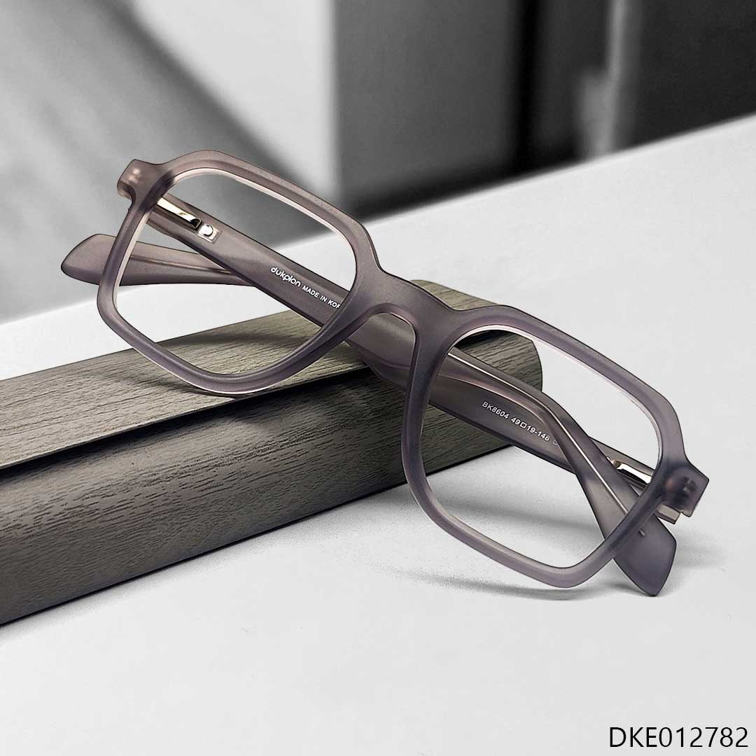 Transparent Color Stylish Eyewear