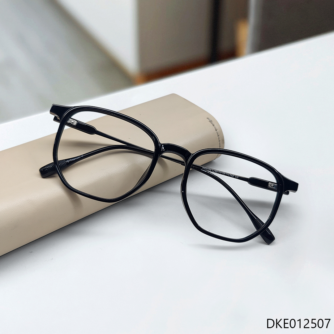 New Arrived Black Color Premium Eyeglasses