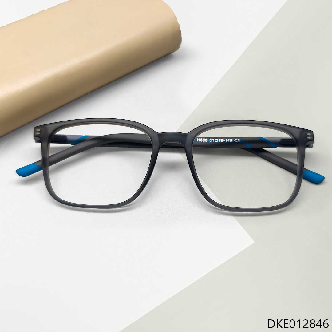 Light Weight Durable and Comfortable Eyeglass