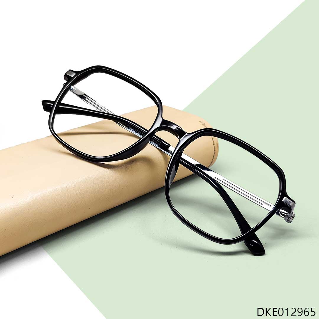 Light Weight Black Eyewear