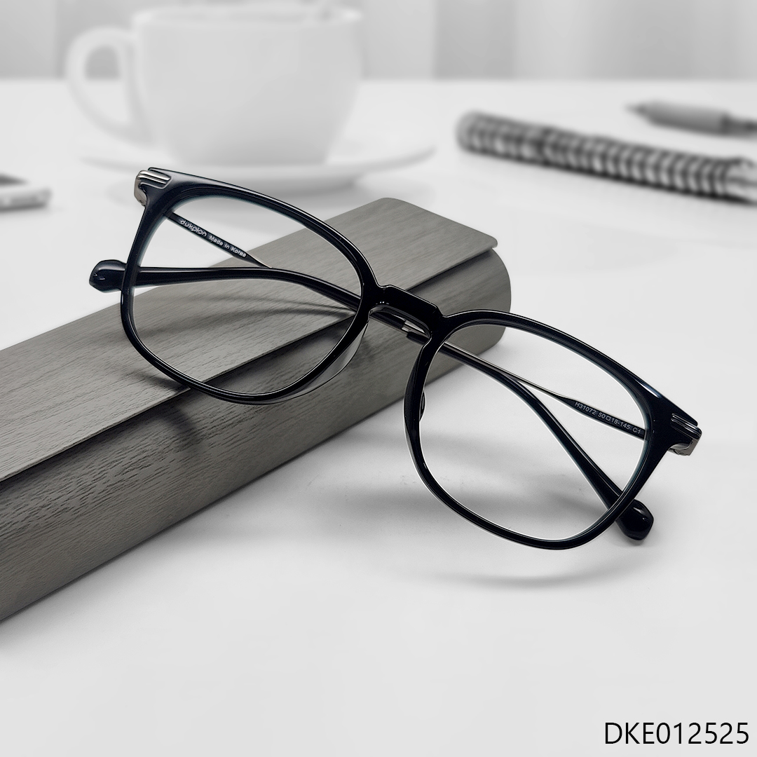 Glossy Black Metal & Fiber Mixed Eyeglasses